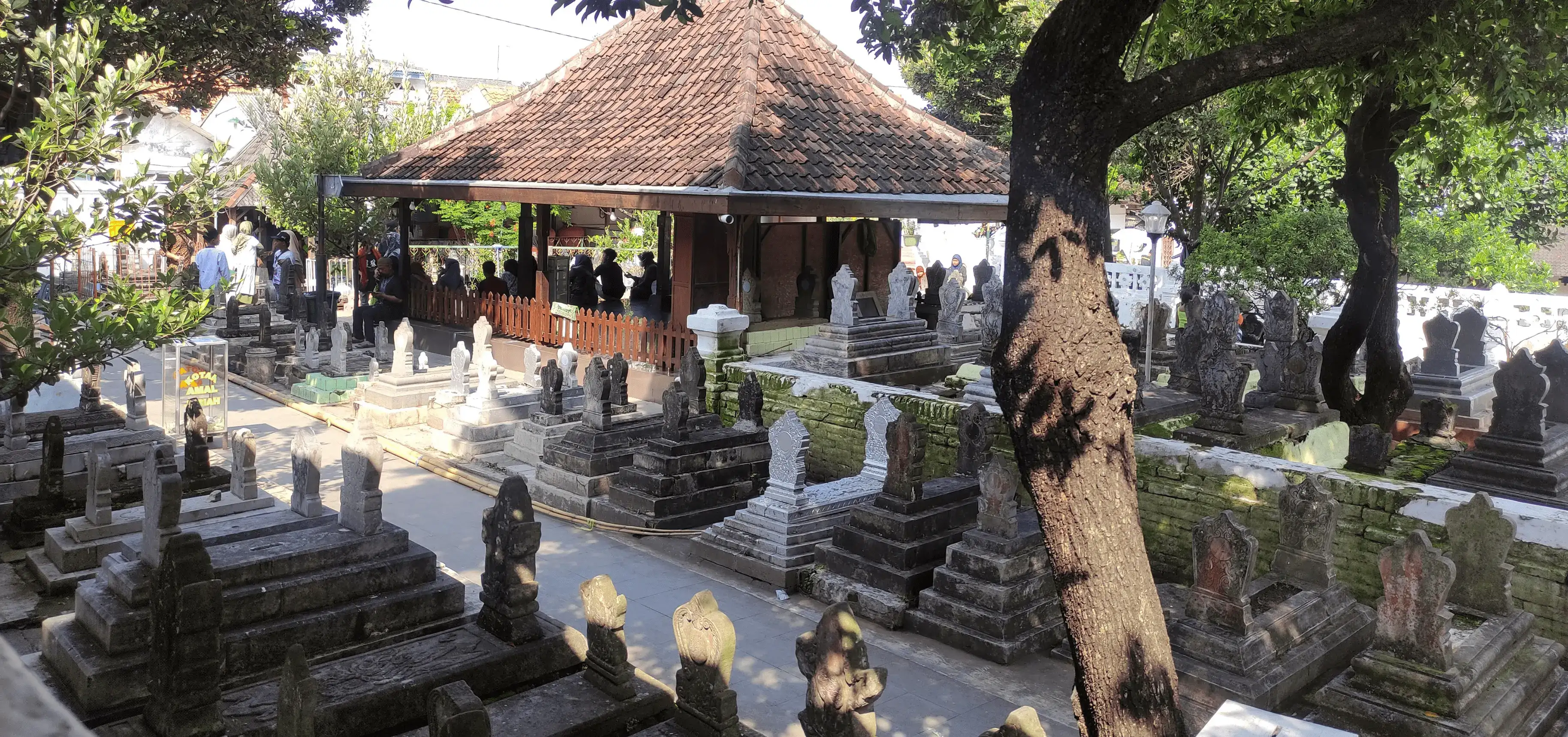 makam sunan gunung jati